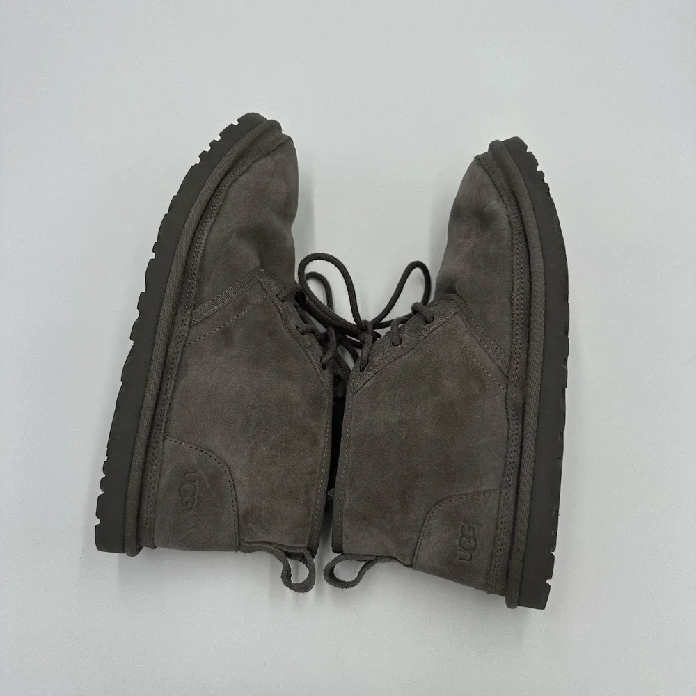 UGG Neumel Chukka Boots Men's Size 10 Wolf Gray Suede Wool Lined Winter Cottage